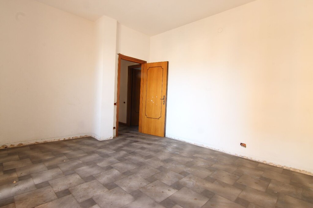 4851901  appartamento mq156 Buono