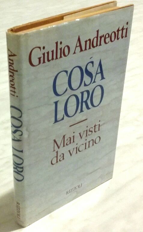 4762835 Cosa loro. Mai visti da vicino