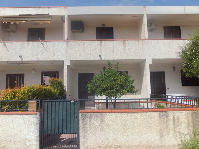 4914782  villa a schiera ideale