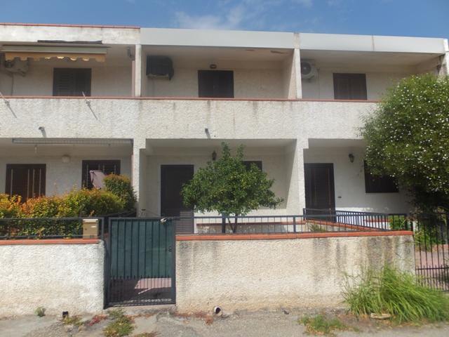 4916625  villa a schiera ideale